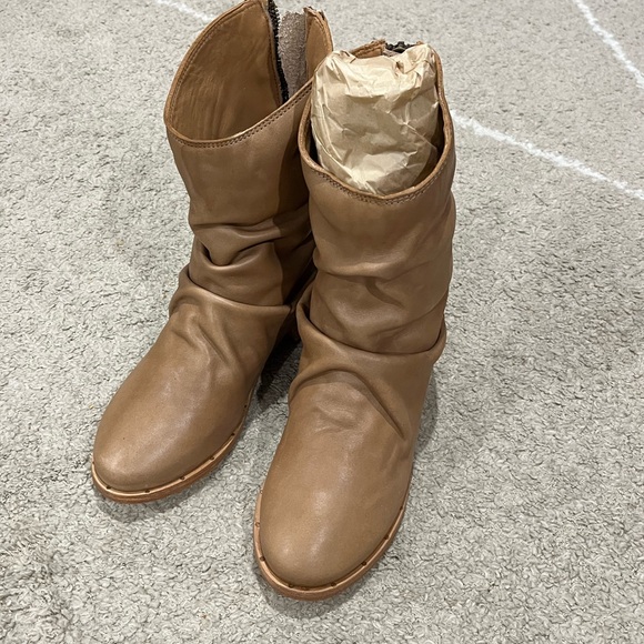 Beek ostrich slouch boot saddle brown - Picture 7 of 9